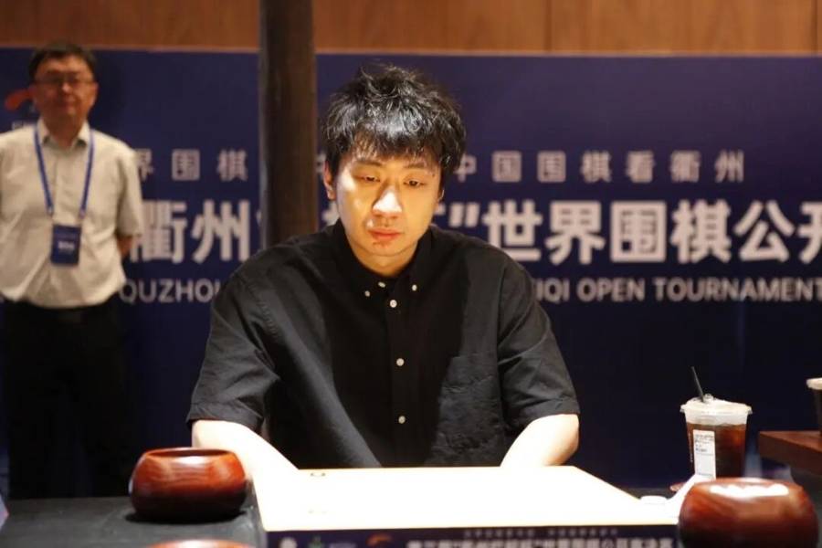 皇冠信用盘出租
_“抗申”成功首捧衢州烂柯杯冠军皇冠信用盘出租
，党毅飞透露擒下申真谞的秘诀