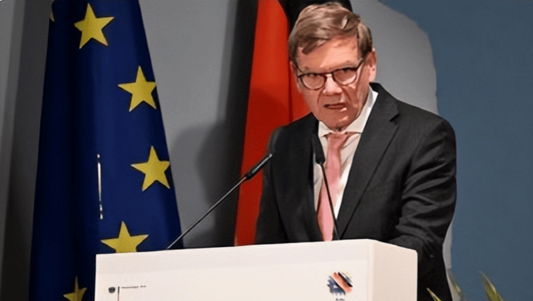 皇冠信用盘登2
_3天后皇冠信用盘登2
,德国外长又反悔了,想跟中方尽快通话,重新安排访华行程