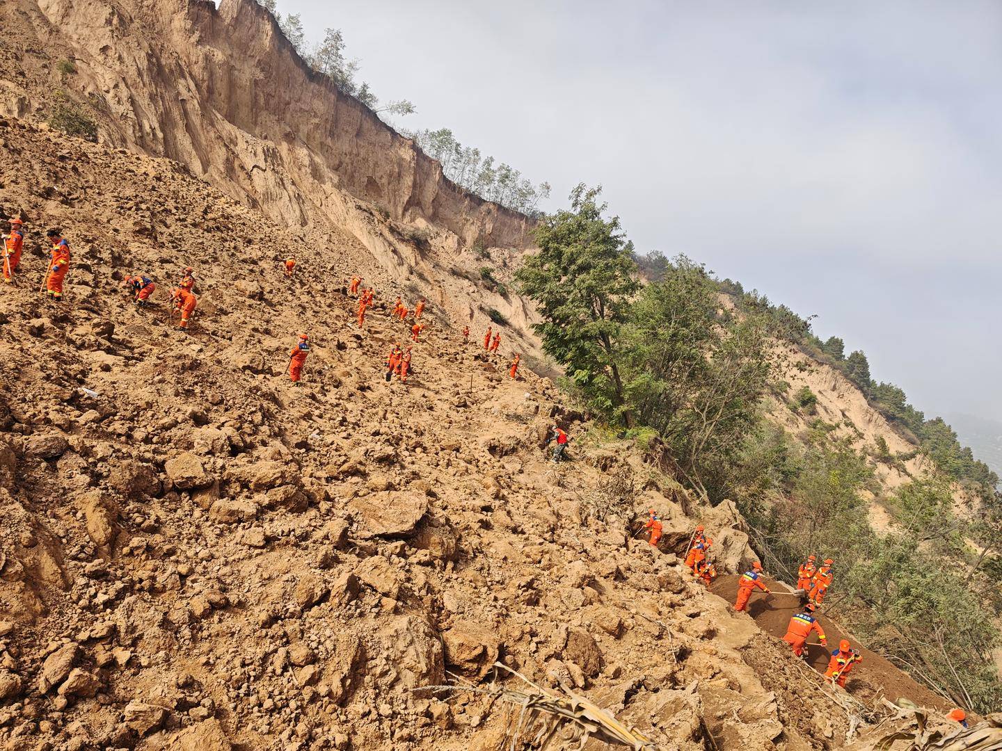 皇冠信用盘代理流程
_农妇收玉米遇山体垮塌失联 当地搜救8天后停止 家属：在家中举办皇冠信用盘代理流程
了告别仪式