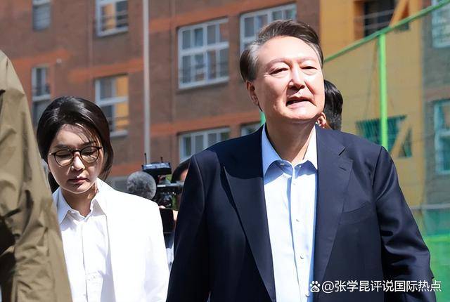 皇冠代理登1租用
_韩国今晚生死时刻皇冠代理登1租用
，4任前总统纷纷出马，只有1票的李在明赢定了
