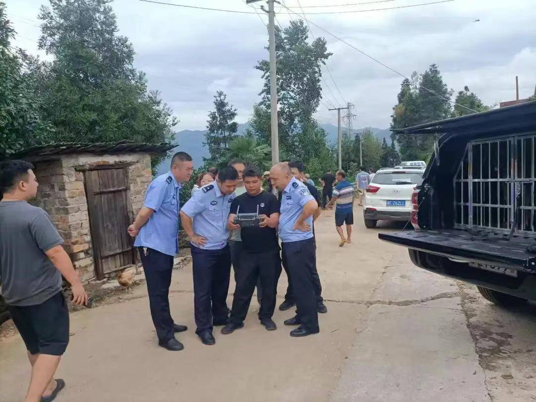 皇冠信用網登123出租
_湖南新韶突然失踪的2岁女孩平安找到皇冠信用網登123出租
，当地公安：在距离家1公里外的山林石缝中发现