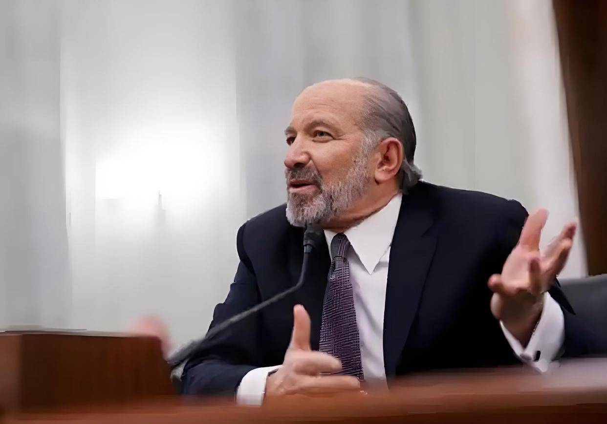 尼斯vs欧塞尔
_卢特尼克公开对华摊牌尼斯vs欧塞尔
，扬言只向中国出售次等芯片，放大话想让中国长期依赖美国