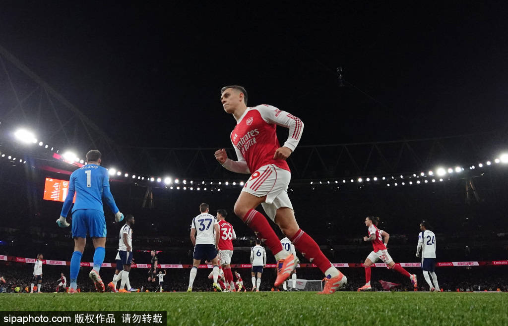 犹他爵士 vs 体斯顿火箭
_特罗萨德领跑阿森纳!4球3助攻展现绝佳状态犹他爵士 vs 体斯顿火箭
,英超赛季最佳表现分析