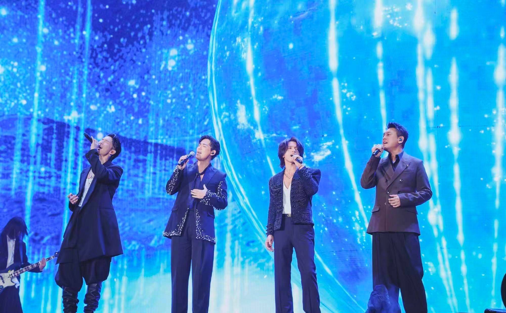 皇冠信用网登0
_妻子回应朱孝天被退出F4:皇冠信用网登0
我看到他这段日子我也很揪心