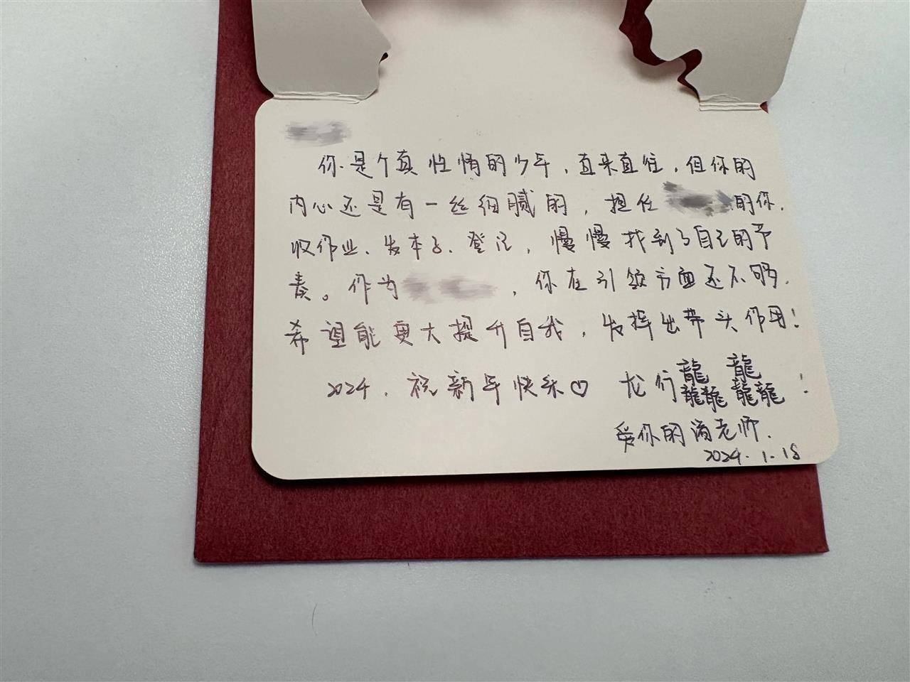 皇冠信用網网址_上海一31岁女教师因病去世皇冠信用網网址，重病时仍在安慰他人，学生：她会给我们分吃的，亲自把贺卡送到家里