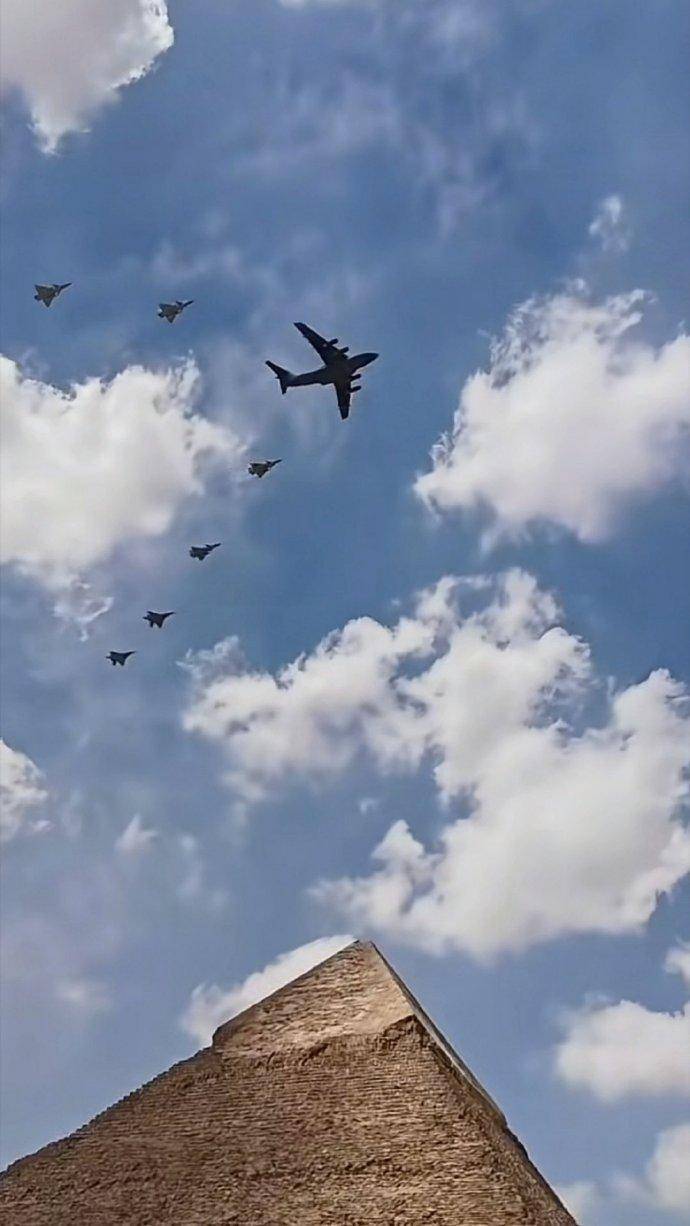 皇冠信用网额度_埃及空军大换装皇冠信用网额度,将接收歼-10C、歼-35和运油-20?彻底鸟枪换炮?