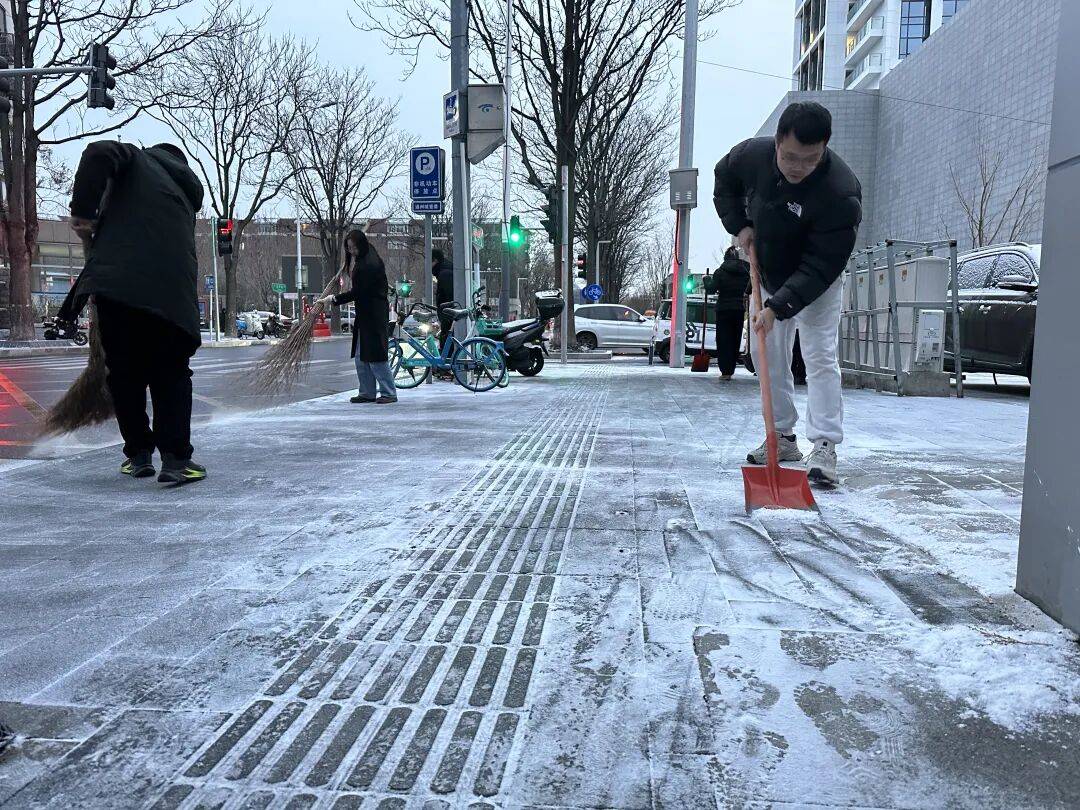 买球的正规网站
_今年降雪怎么不用融雪剂了买球的正规网站
?北京除雪有了新变化