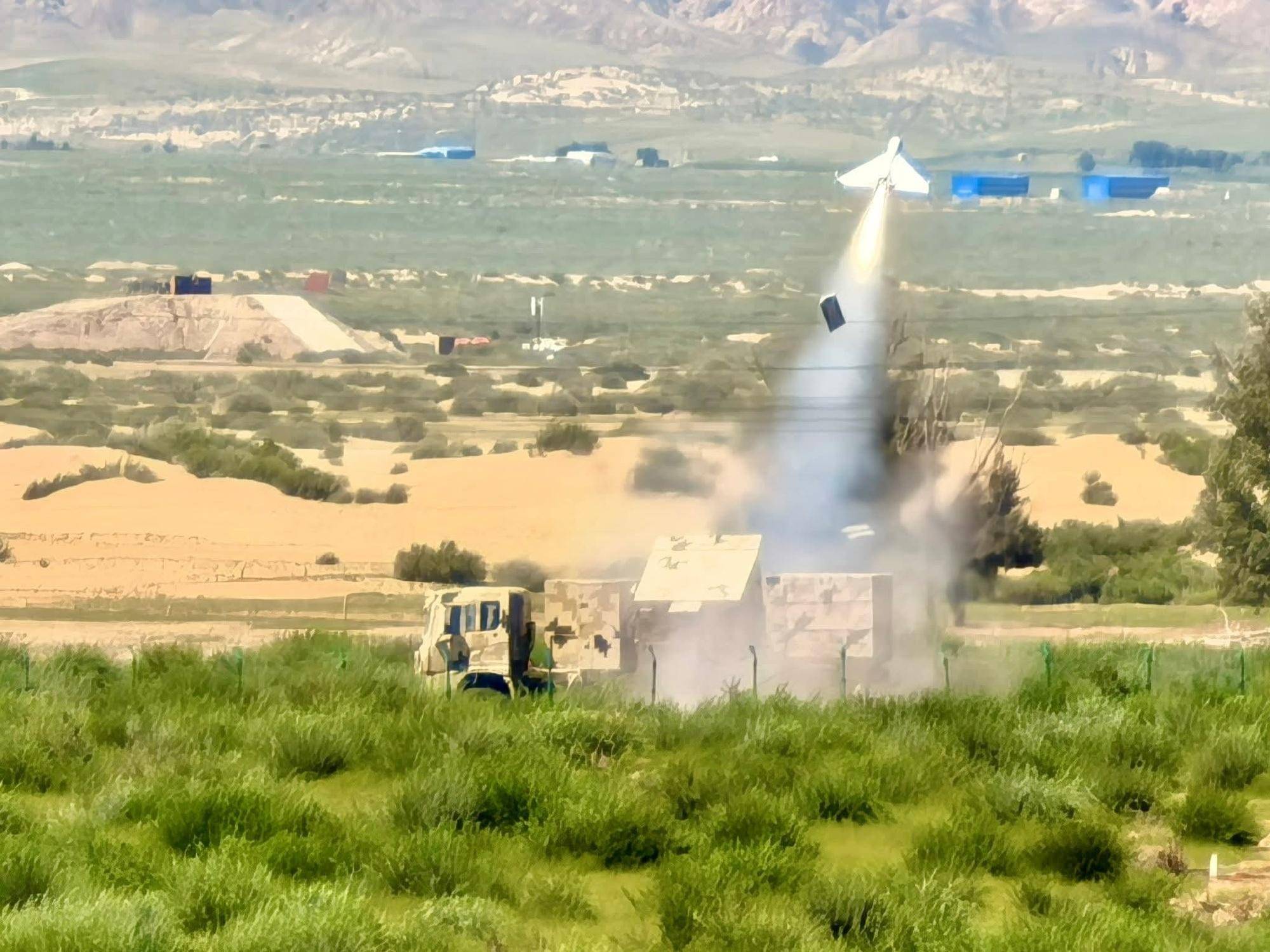 皇冠信用網代理出租_炸4辆T-55坦克皇冠信用網代理出租，中国无人机杀爽：柬军再遭失败，伊朗向泰国推销