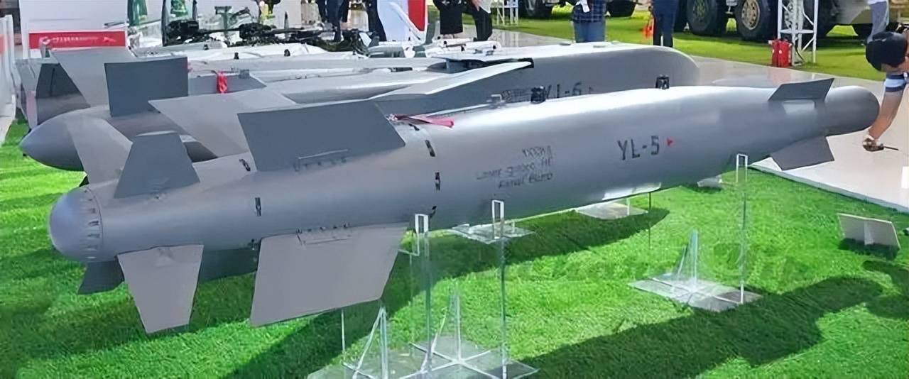 马达加斯加vs苏丹_不止台北101马达加斯加vs苏丹，解放军战机拍下高雄85大楼：东风-15瞄准台军鸡南山