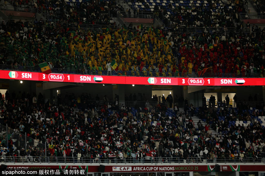 安德莱赫特 v 赫根_姆伯莫回归曼联安德莱赫特 v 赫根！喀麦隆在非洲杯的失利与曼联新教练的挑战