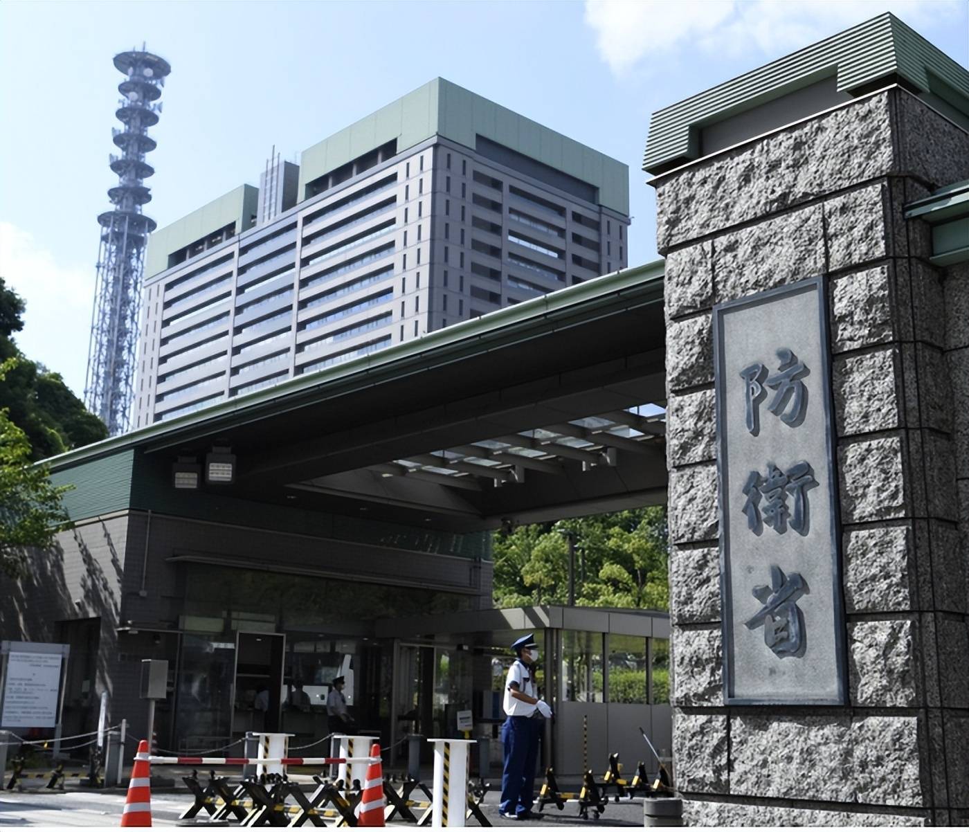 外围买球app十大平台_中国数千渔船出现在东海外围买球app十大平台,美媒惊讶无比,称没见过这种阵型,没见过如此密集的渔船!