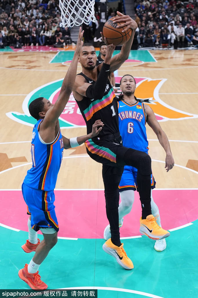 皇冠信用网代理平台_克莱·汤普森惊人买断预测或将重创勇士队皇冠信用网代理平台!