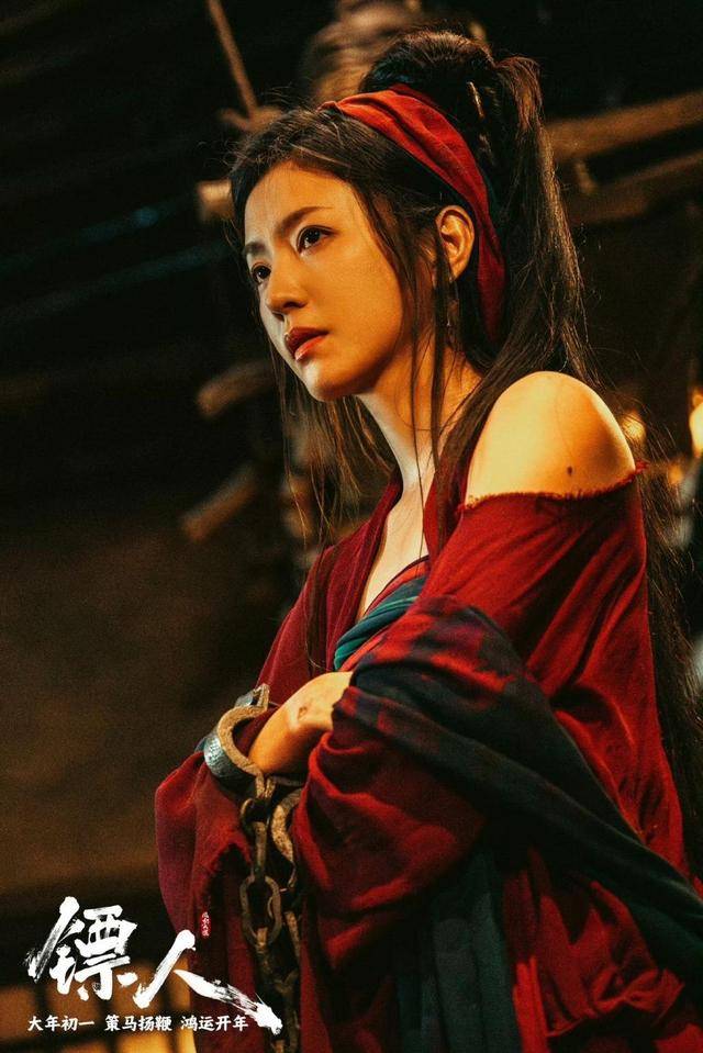 皇冠信用网最新地址_《镖人：风起大漠》票房近10亿皇冠信用网最新地址，登顶武侠片冠军！春节档逆跌奇迹咋做到的？