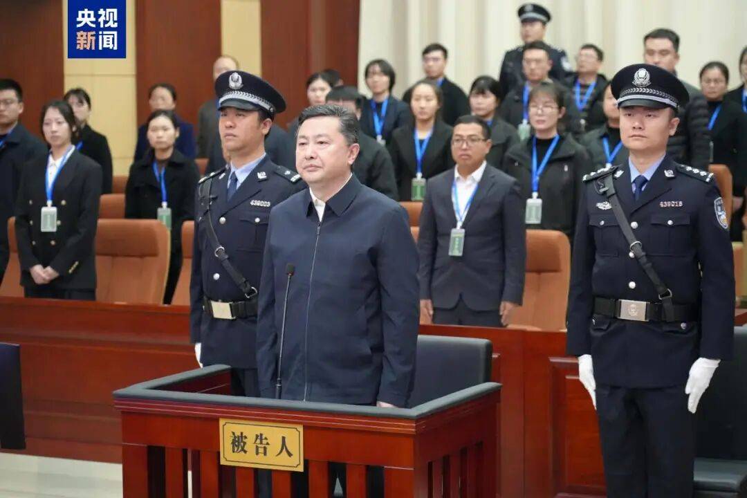 正版皇冠信用盘开户
_受贿3.17亿余元正版皇冠信用盘开户
,海口市委原书记罗增斌被判死缓