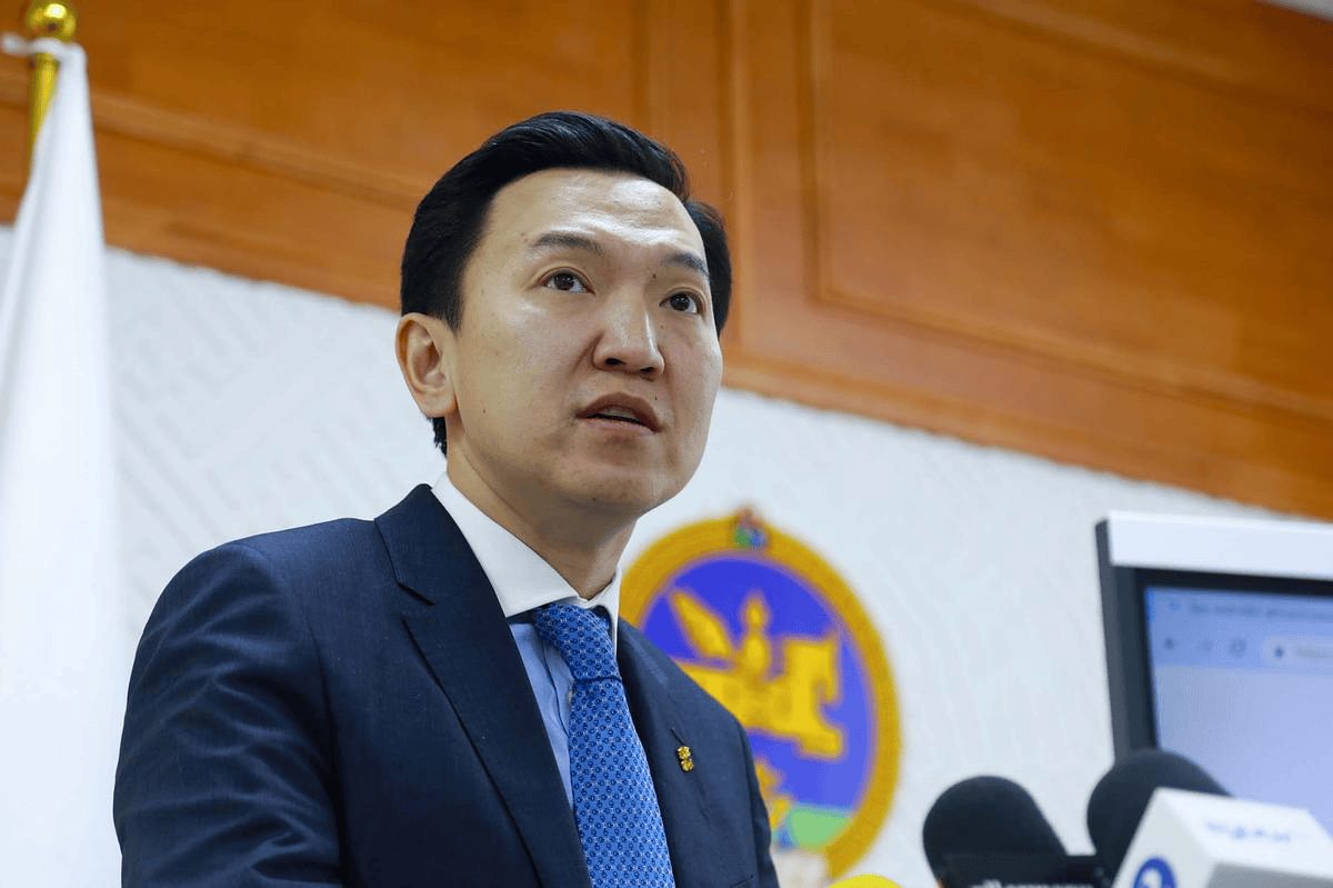 皇冠信用网注册_中方邻国政坛“变天”！访华归来的蒙古议长皇冠信用网注册，直接接任总理