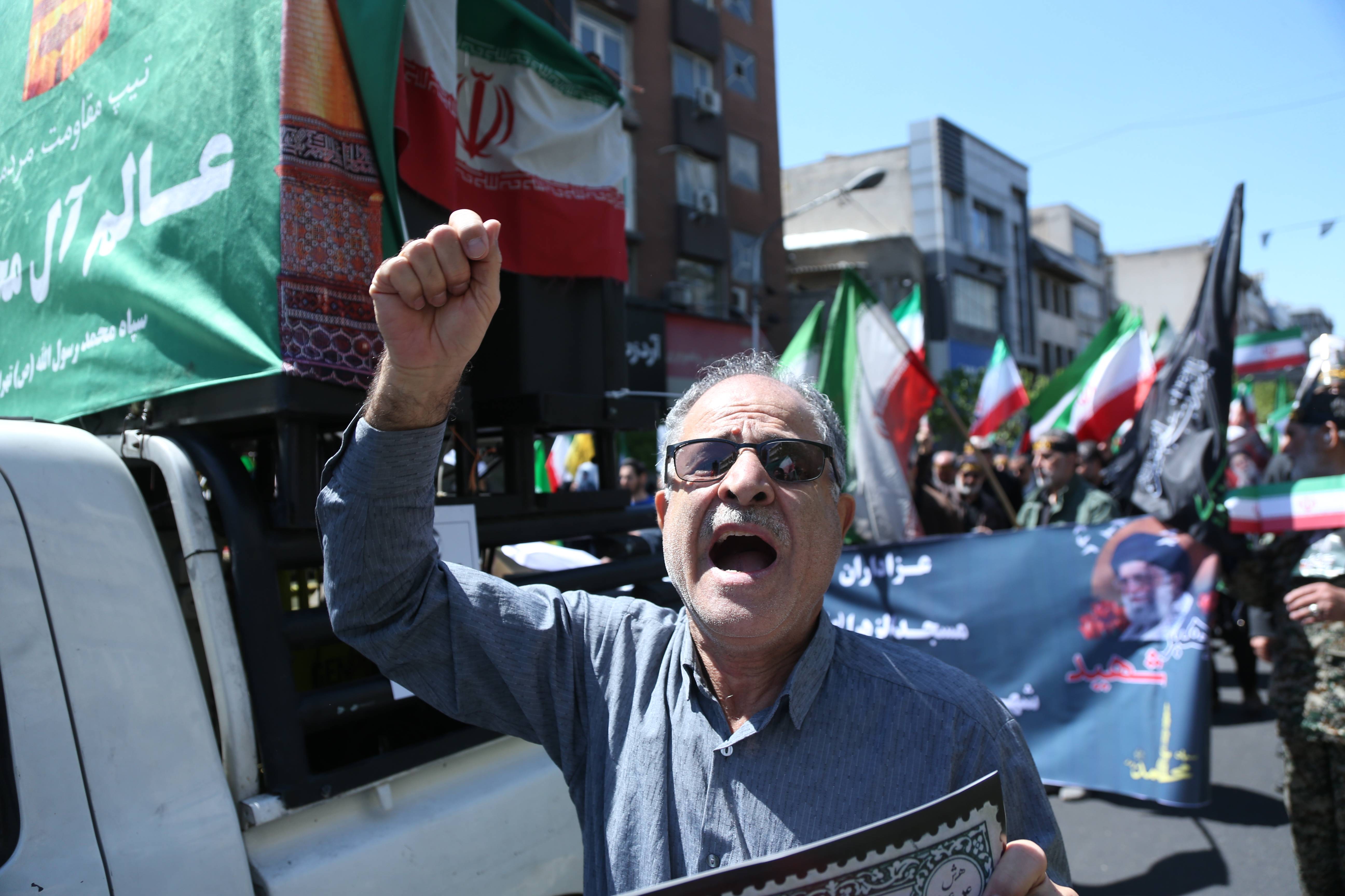 皇冠信用网代理申条件_伊朗举行大规模哀悼活动 悼念已故伊朗最高领袖阿里·哈梅内伊遇害40日