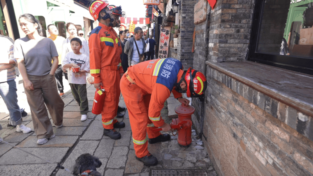 英格兰超级联赛
_央视《新闻联播》关注江苏镇江国庆期间防火工作