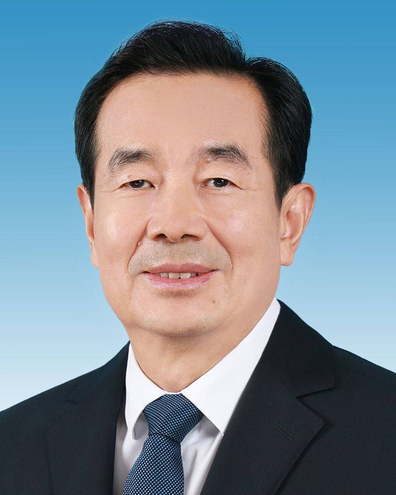巴西乙组联赛_新一届新疆维吾尔自治区党委常委简历