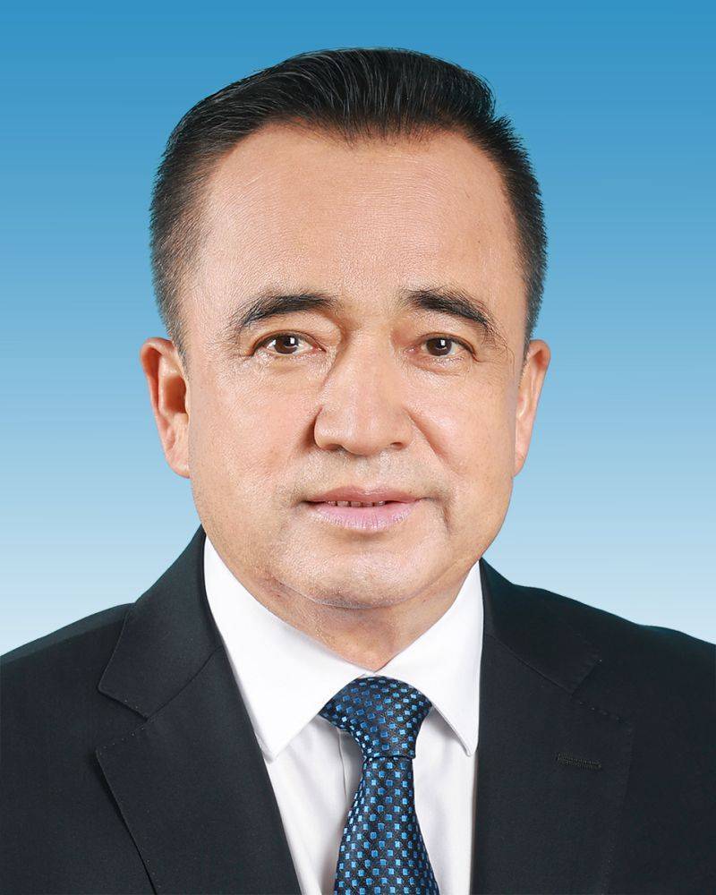 巴西乙组联赛_新一届新疆维吾尔自治区党委常委简历